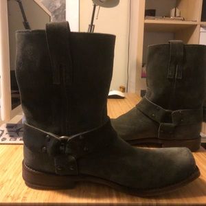 FRYE ankle boots , dark grey sude leather 7.5 D
